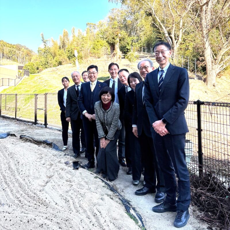 Image for the Tweet beginning: 1月14日に社会福祉法人悠生会の幼老共生の取り組みに大感動して、大野城市の堤かなめ市長さんとお伺いしました。
市長さん、お忙しいのに、日程調整を有難うございました。 