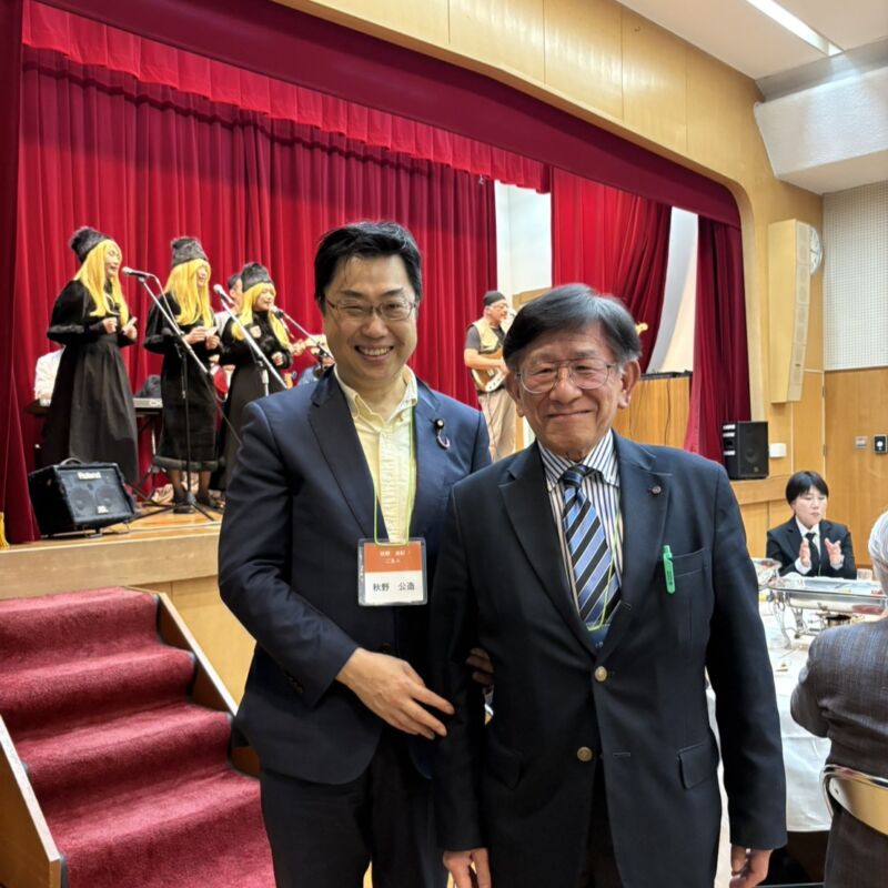 Image for the Tweet beginning: 第11回日本認知症予防学会学術集会特別企画1『音楽療法と認知症予防』にて座長の労をとって下さった後藤誠一先生。
今日も音楽支援士の国家資格化に向けて‼戸畑区の後藤クリニックにてご指導を仰ぎました。 