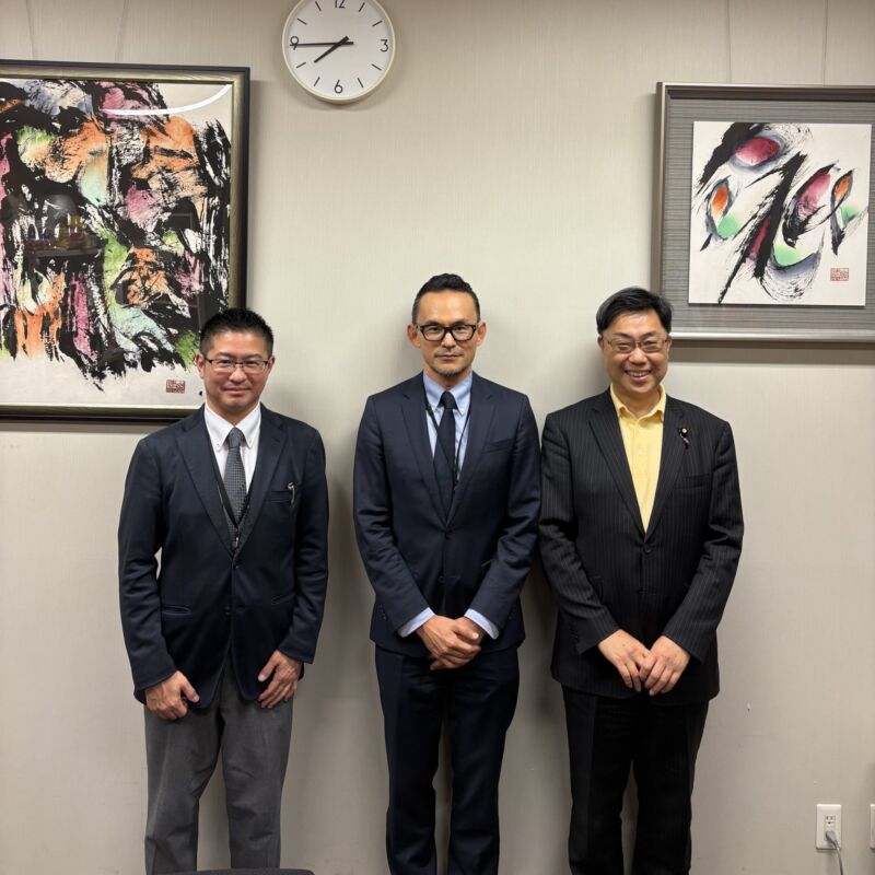 Image for the Tweet beginning: 医療社団法人悠翔会の佐々木 淳理事長と、株式会社Graceの西村直之代表取締役社長と打ち合わせ。
打ち合わせをずっと続けています。有難うございました。 