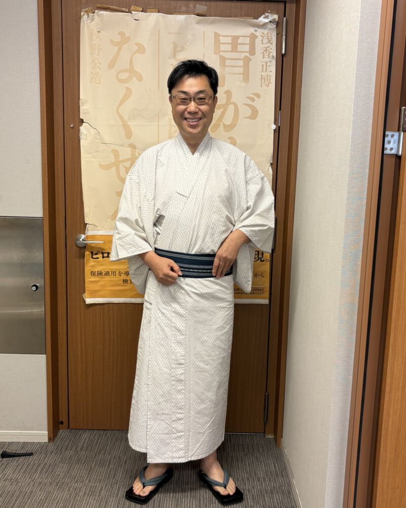 Image for the Tweet beginning: 上京しました。
久留米絣は、肌に優しく、涼しくて、とても気持ちがいいです。 