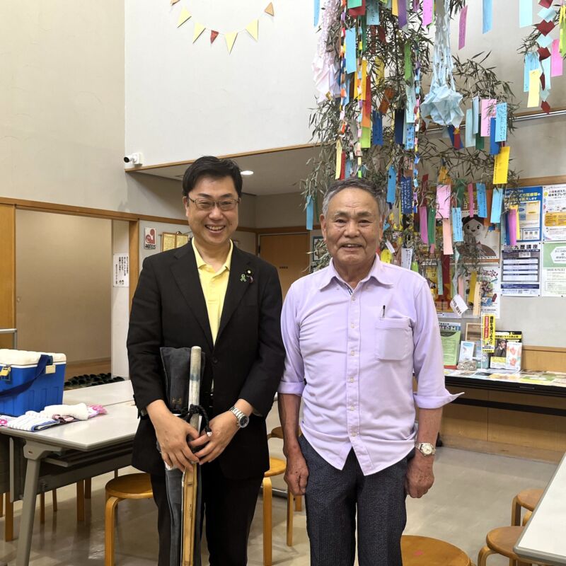 Image for the Tweet beginning: 大音善照先生。
全国警察剣道選手権大会に優勝。全日本高齢者武道大会に優勝。第18回日本スポーツグランプリ受賞。全日本剣道連盟有功賞。
こうして、地元・福岡にて、ご指導を仰げること、お言葉をかけて頂けるだけで幸せです。
気持ちを強く、稽古に励んでまいります。有難うございました。 