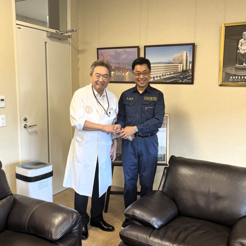 Image for the Tweet beginning: JCHO熊本総合病院に島田伸也院長先生を訪ねました。
強い信念といつも長期的展望で医療を展開してきた島田院長先生。
令和8年熊本地震にあっては、熊本総合病院の医療者が強い揺れの中で手術中の患者の命を守った映像が広く知られました。 